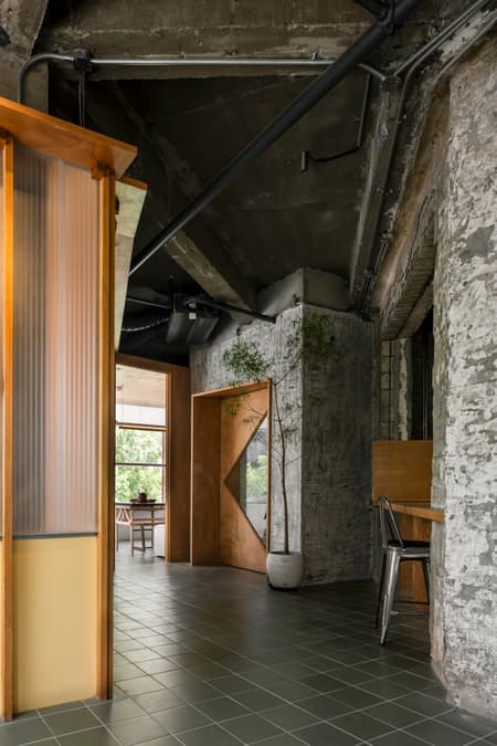 Seventeen TeaHouse